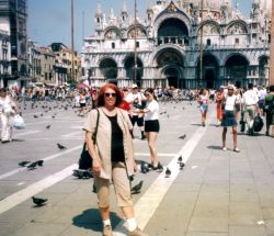 Phyllis at the Piazzo San Marco