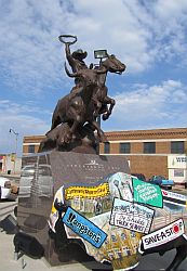 Statue at Stockyard City Entrance